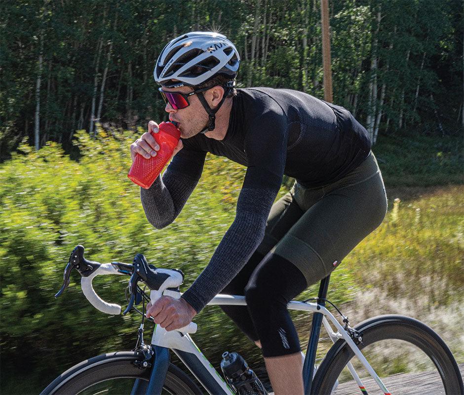 Blender Bottle Hydration Halex™ Squeeze Water Bottle with Straw, 22-Ounce (Bike Cage Compatible)